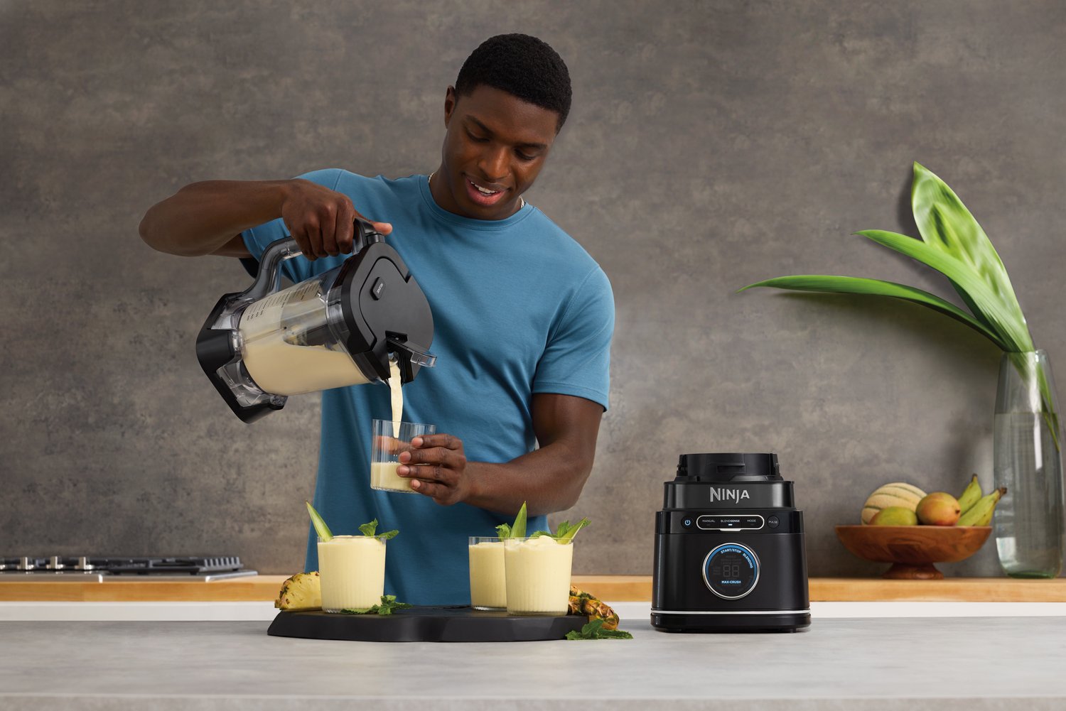 Ninja-R-TB301UK-InUse-Kitchen-Isand-IceCrush-Margarita-PouNinja-R-Man-noname
