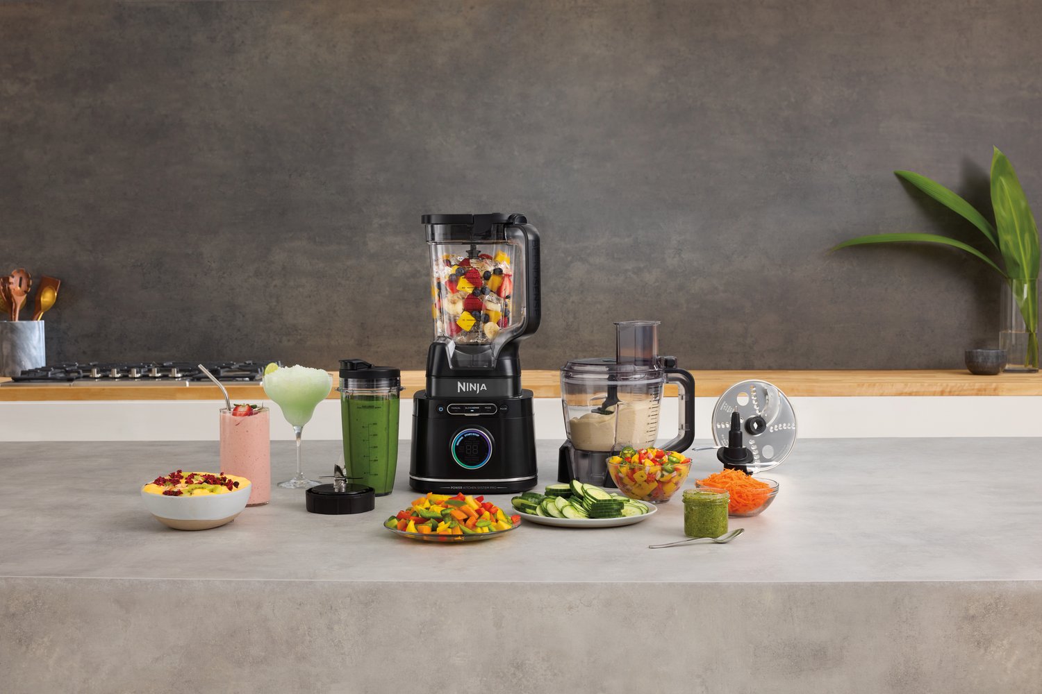 Ninja-R-TB401UK-InUse-Kitchen-Island-Square-Lineup